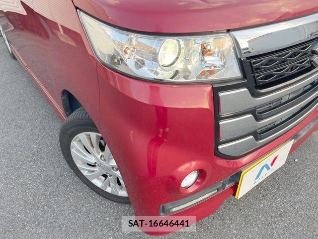 Suzuki SPACIA 2017-09 8210362-11