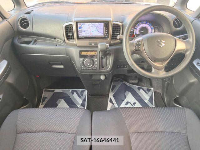 Suzuki SPACIA 2017-09 8210362-1