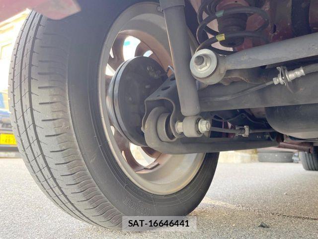 Suzuki SPACIA 2017-09 8210362-19