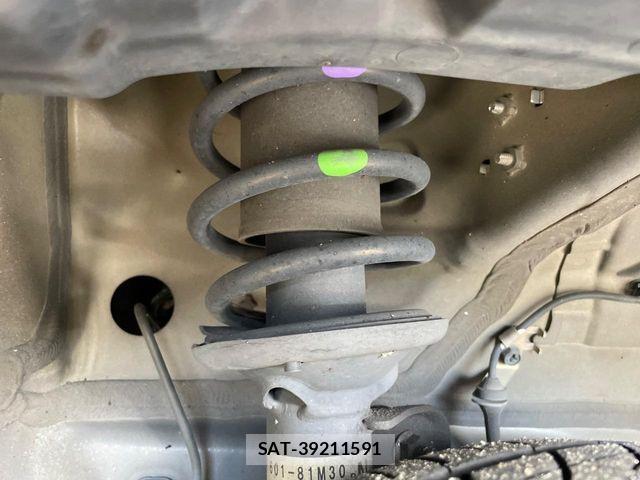 Suzuki SPACIA 2017-07 8231845-19
