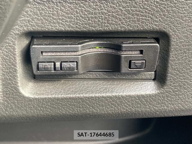 Suzuki SPACIA 2017-12 8337973-29