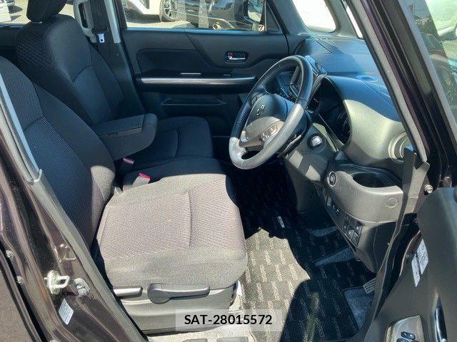 Suzuki SPACIA 2017-09 8355637-11