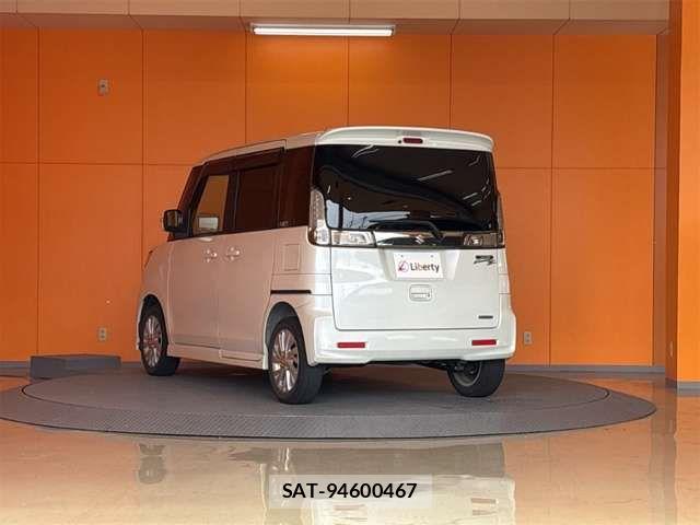 Suzuki SPACIA 2017-09 8368934-9