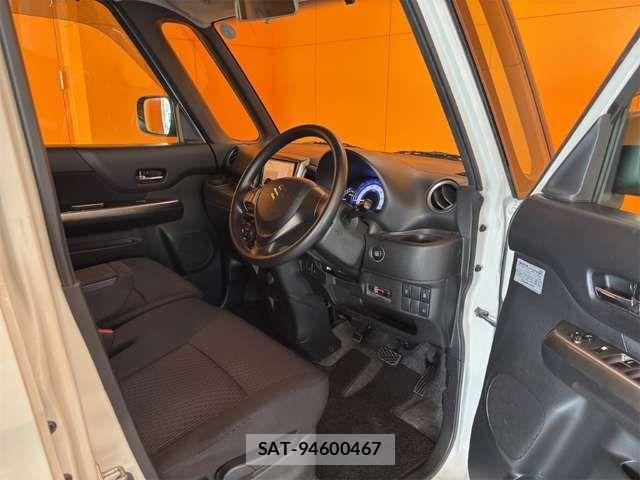 Suzuki SPACIA 2017-09 8368934-13