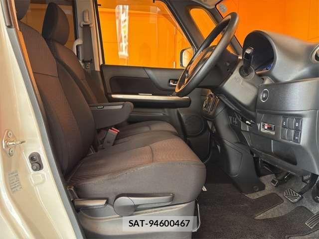 Suzuki SPACIA 2017-09 8368934-14