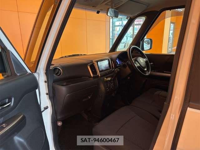 Suzuki SPACIA 2017-09 8368934-15