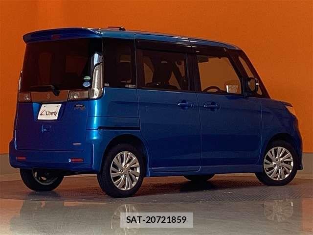 Suzuki SPACIA 2017-08 8368936-9