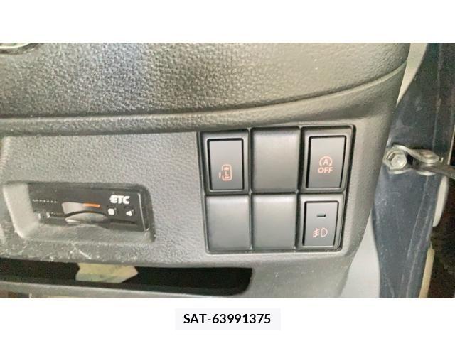 Suzuki SPACIA 2017-09 8368935-14