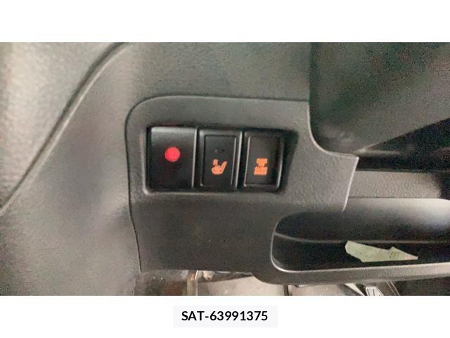 Suzuki SPACIA 2017-09 8368935-19