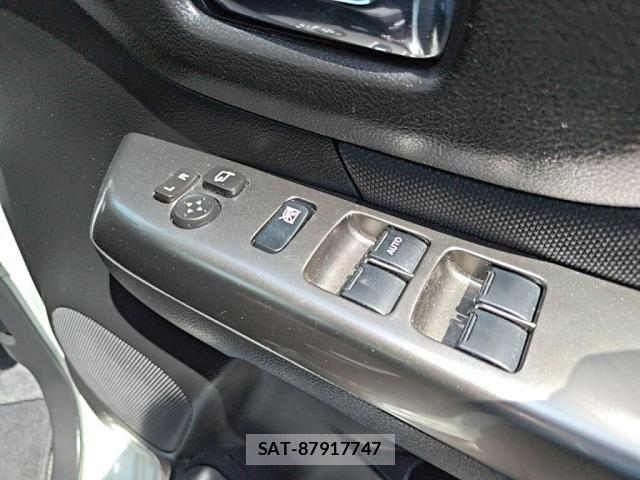 Suzuki SPACIA 2017-10 8527471-13