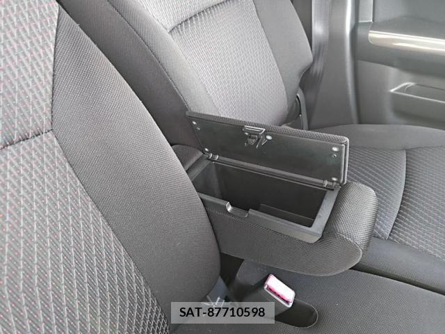 Suzuki SPACIA 2017-11 8563615-13