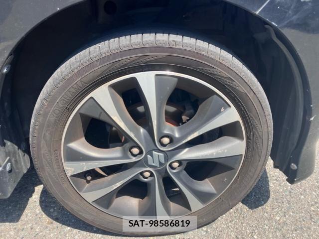 Suzuki SPACIA 2017-10 8666940-4