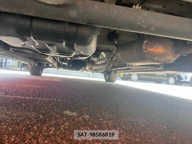 Suzuki SPACIA 2017-10 8666940-7