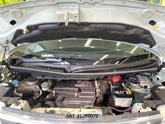 Suzuki SPACIA 2017-10 8686632-17