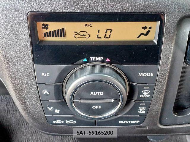 Suzuki SPACIA 2017-03 8686633-18