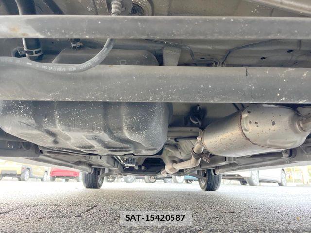 Suzuki SPACIA 2017-09 8831746-16