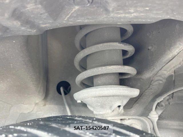 Suzuki SPACIA 2017-09 8831746-17