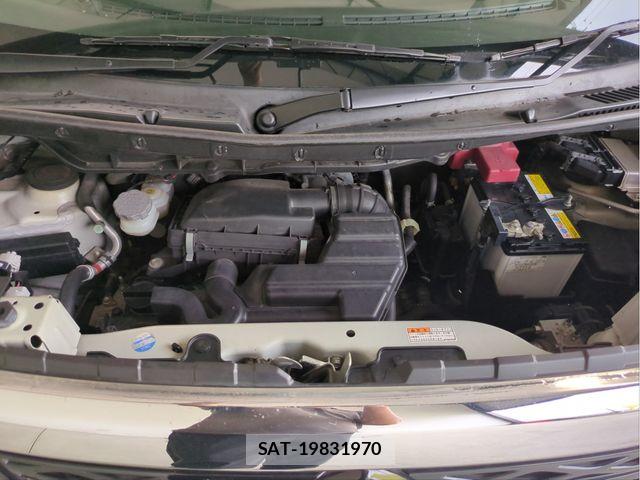 Suzuki SPACIA 2017-12 8831745-24