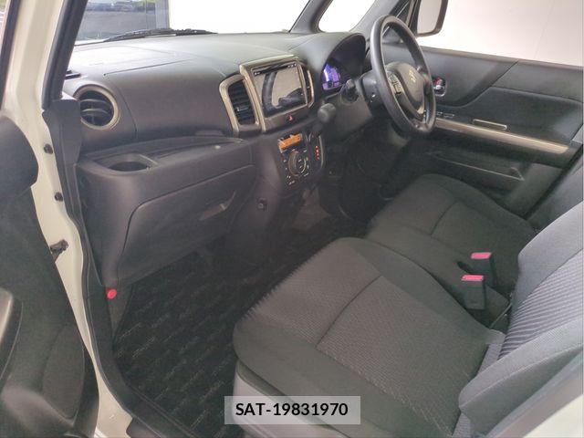 Suzuki SPACIA 2017-12 8831745-2