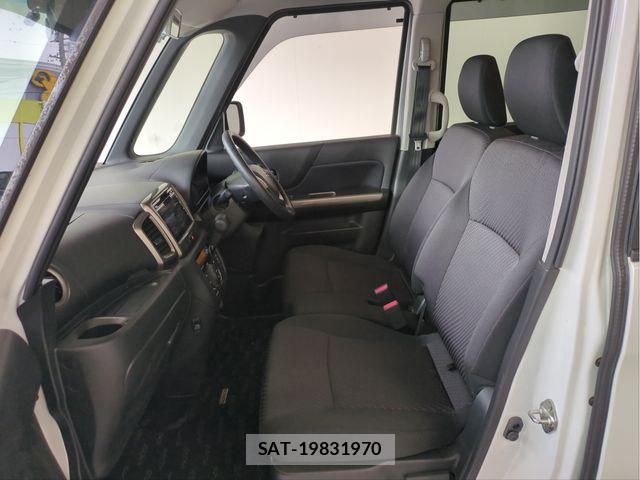 Suzuki SPACIA 2017-12 8831745-3