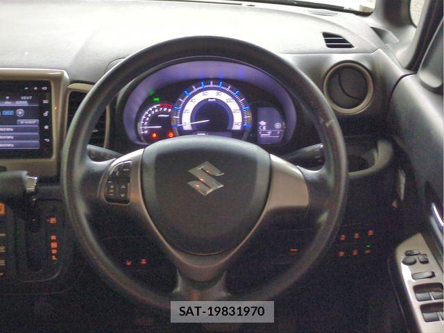 Suzuki SPACIA 2017-12 8831745-8