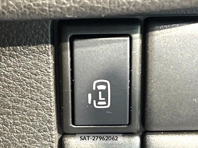 Suzuki SPACIA 2017-11 8850705-3