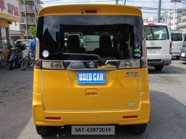 Suzuki SPACIA 2017-08 8882281-6