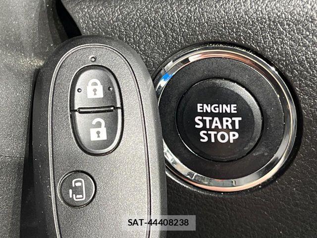 Suzuki SPACIA 2017-09 8882279-5