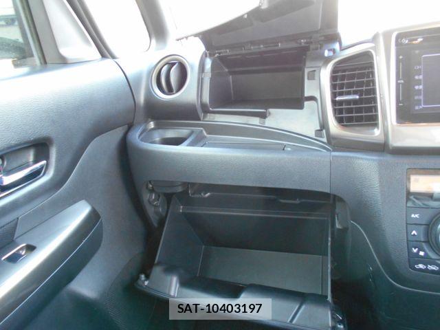Suzuki SPACIA 2017-05 6913359-15