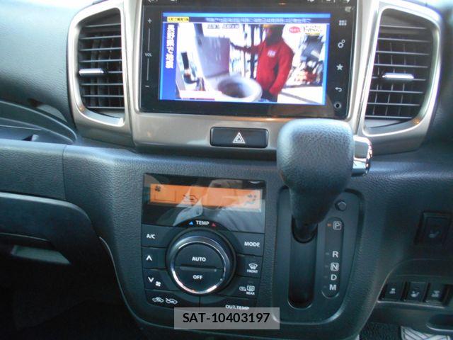 Suzuki SPACIA 2017-05 6913359-16