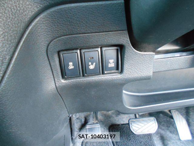 Suzuki SPACIA 2017-05 6913359-22