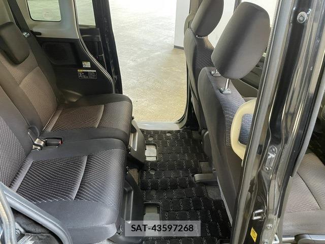 Suzuki SPACIA 2017-04 7981087-11