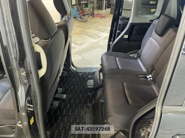 Suzuki SPACIA 2017-04 7981087-12