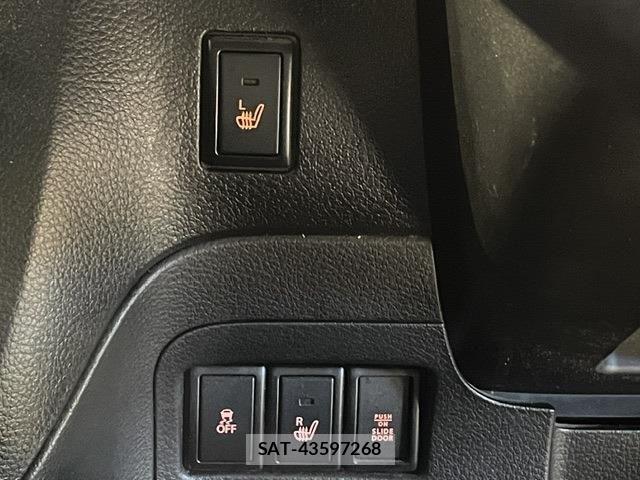 Suzuki SPACIA 2017-04 7981087-26