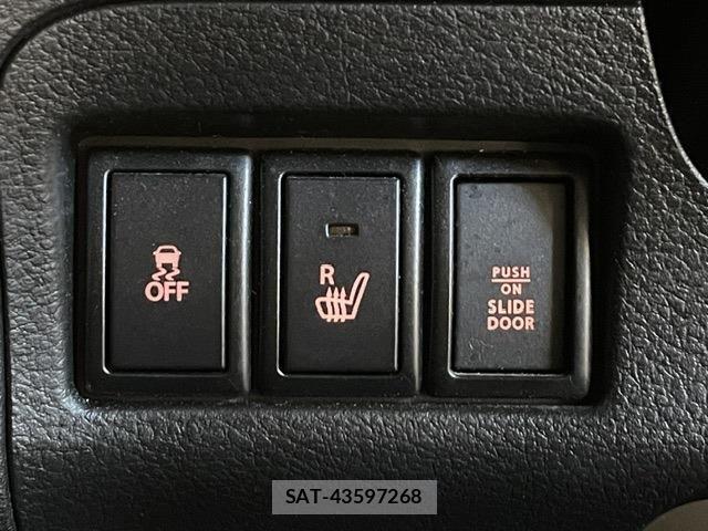 Suzuki SPACIA 2017-04 7981087-27