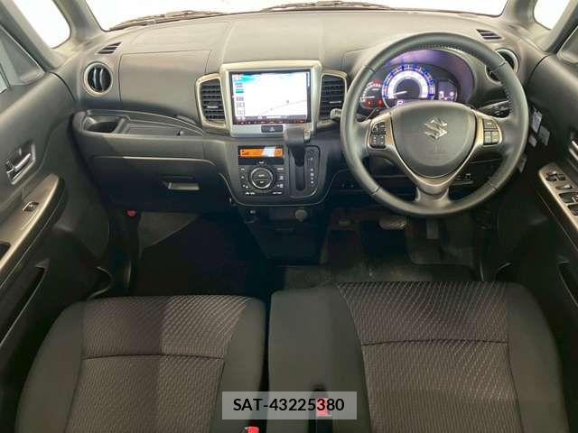 Suzuki SPACIA 2017-11 8132491-15