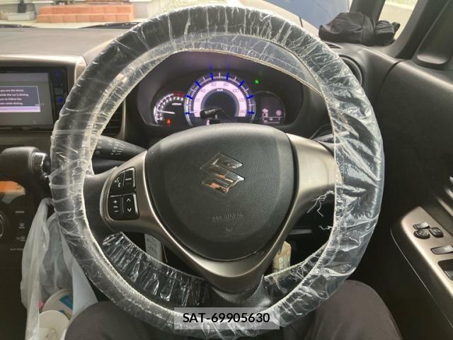 Suzuki SPACIA 2017-09 8850706-14