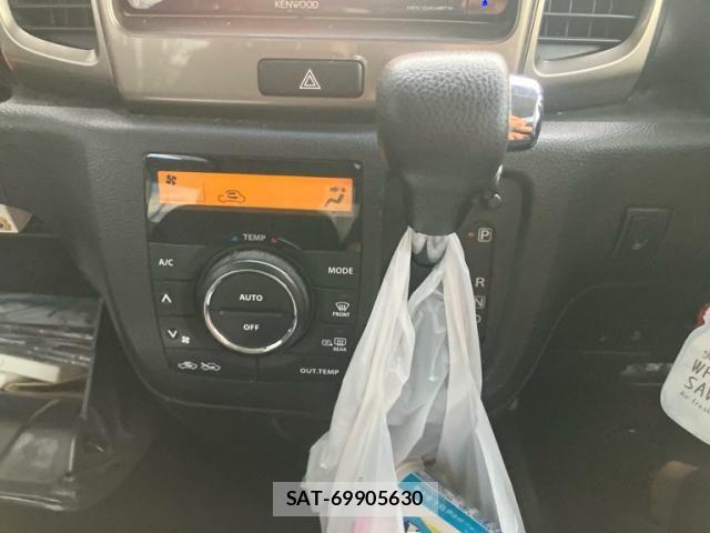 Suzuki SPACIA 2017-09 8850706-23