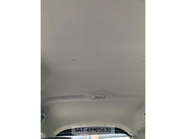 Suzuki SPACIA 2017-09 8850706-24