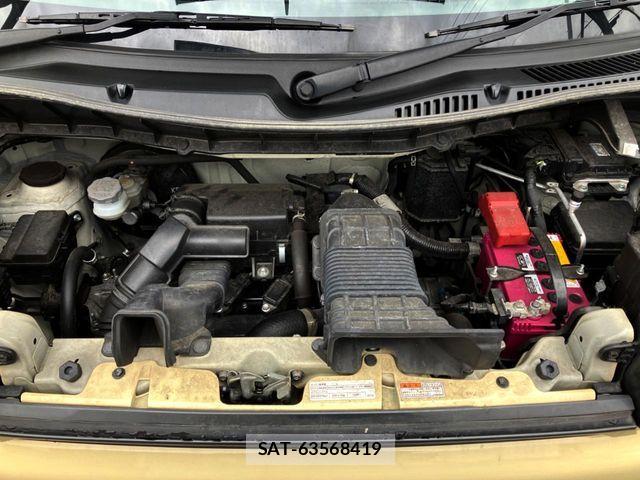 Suzuki SPACIA 2022-03 6642602-18