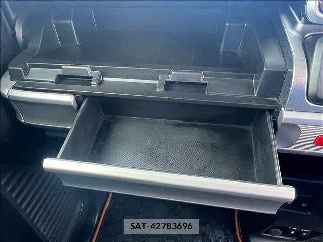 Suzuki SPACIA 2021-10 6678203-24