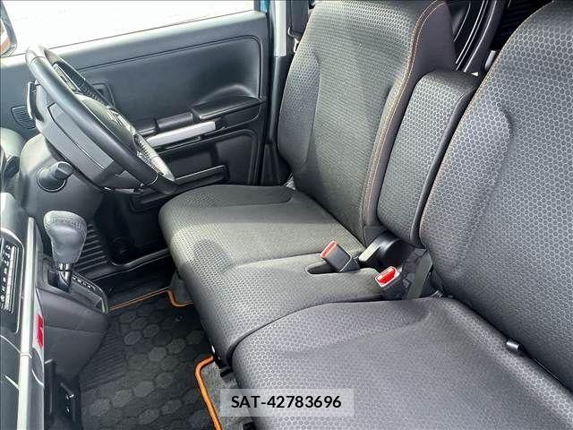 Suzuki SPACIA 2021-10 6678203-4