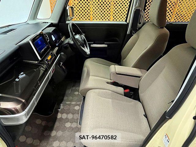 Suzuki SPACIA 2023-06 6678200-18