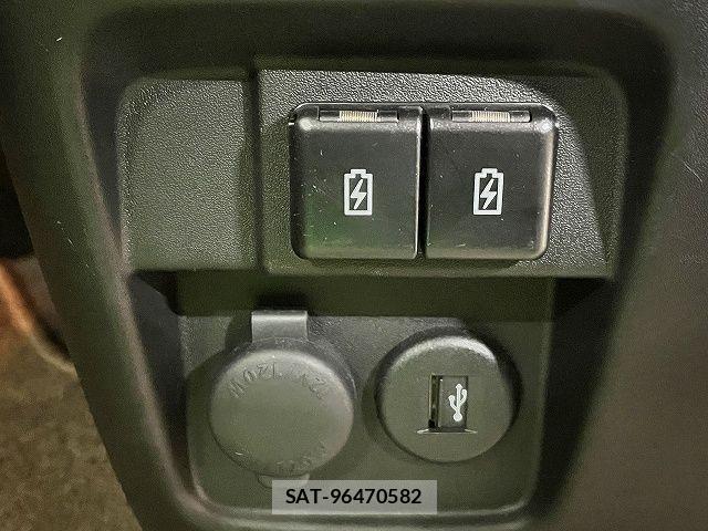 Suzuki SPACIA 2023-06 6678200-22