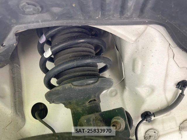 Suzuki SPACIA 2019-04 6753408-19