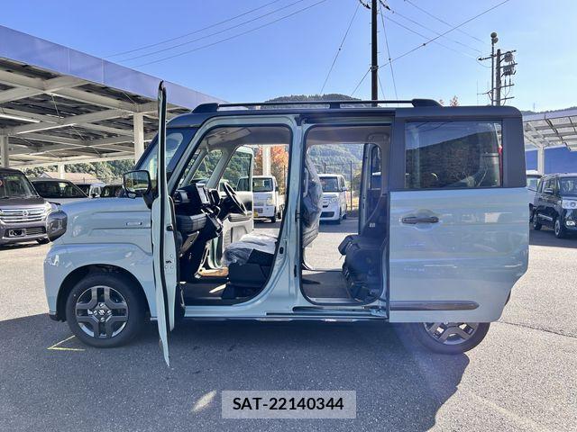 Suzuki SPACIA 2025-10 6753404-1