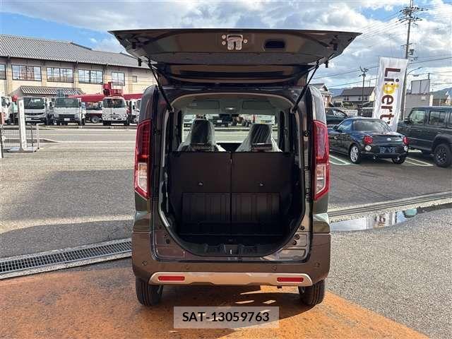 Suzuki SPACIA 2025-10 6913375-12