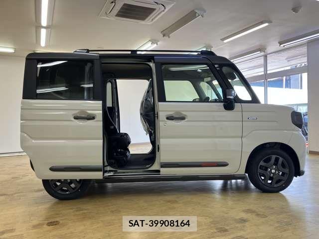Suzuki SPACIA 2025-09 6913417-13