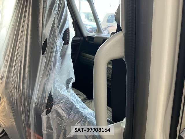 Suzuki SPACIA 2025-09 6913417-18