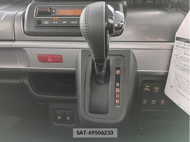 Suzuki SPACIA 2021-01 7021648-13
